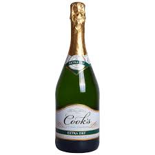 Cook's Extra Dry Champagne 750
